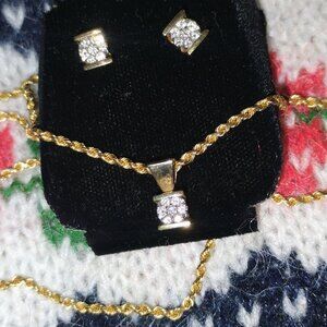 10k solid yellow gold diamond stud earrings and pendant set